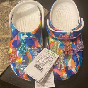 New classic bubble block crocs